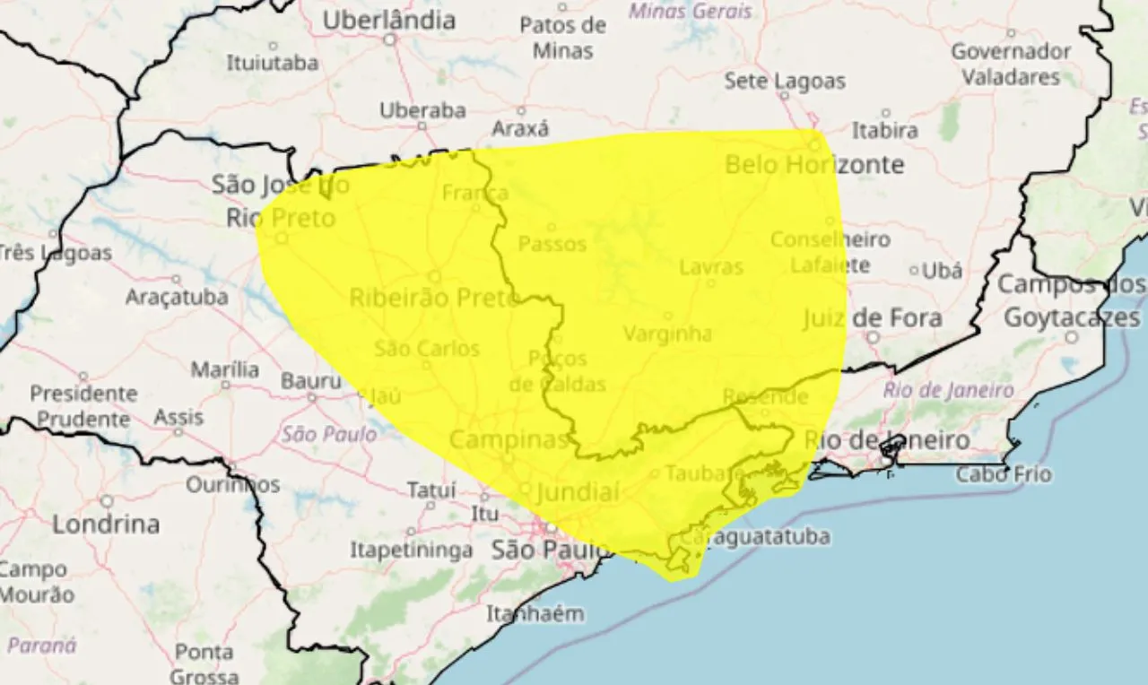 o mapa mostra as áreas em alerta para tempestade. chuva intensa e granizo